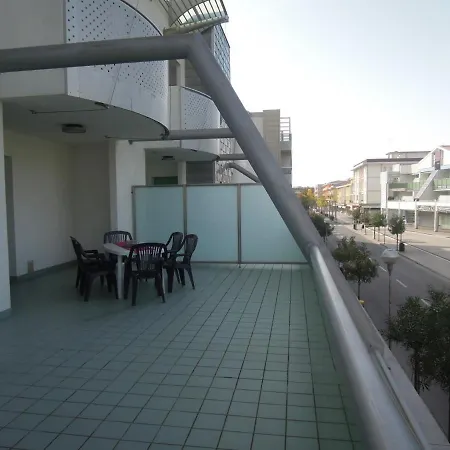 Modern Beachside Flat - Beahost Bibione